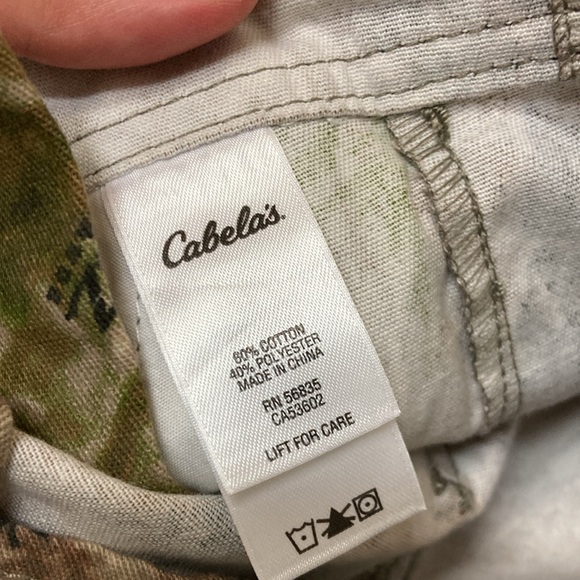 Cabella overalls shorts, size 12 months - Picture 8 of 8